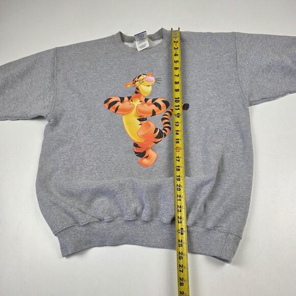 Pooh 100 Acre Collection Sweatshirt Mens Large Tigger Disney Crewneck Graphic - Picture 5 of 10